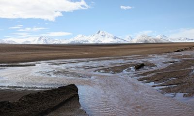Biến đổi khí hậu: Sa mạc khô cằn nhất thế giới bất ngờ bị ngập lụt