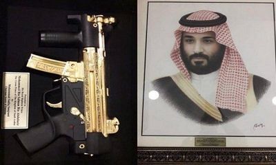 Pakistan tặng súng tiểu liên mạ vàng cho Thái tử Ả Rập Saudi 