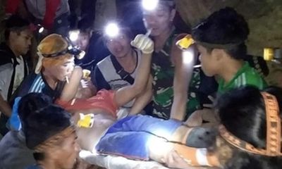 Sập mỏ vàng do lở đất tại Indonesia, 60 người bị chôn vùi trong đống đổ nát