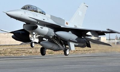 Pakistan trả đũa bắn hạ 2 máy bay Ấn Độ, bắt giữ 1 phi công 