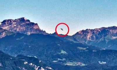 Bằng chứng người ngoài hành tinh: Phát hiện UFO rời khỏi căn cứ ở dãy Alps