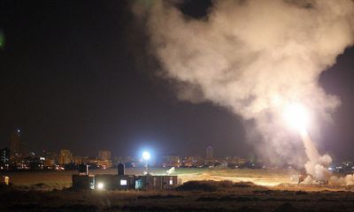 Không quân Israel không kích Gaza suốt đêm để trả đũa