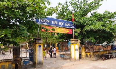 Thừa Thiên - Huế: Điều tra vụ nhóm đối tượng giả phụ huynh vào trường học giật dây chuyền