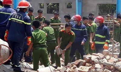 Video: Hiện trường vụ sập tường công trình khiến 5 người thiệt mạng