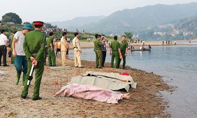 8 học sinh Hòa Bình chết đuối thương tâm ở sông Đà