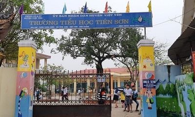 Đề nghị cấm giảng dạy dưới mọi hình thức đối với thầy giáo bị tố dâm ô học sinh ở Bắc Giang
