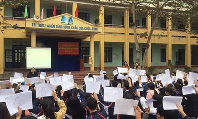 Gần 600 học sinh THPT ở Quảng Ninh đồng loạt nghỉ học vì sợ chuyển trường