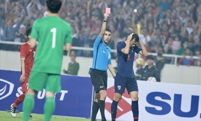 AFC chính thức đưa ra án phạt nặng cho tiền đạo Thái Lan vì đấm Đình Trọng