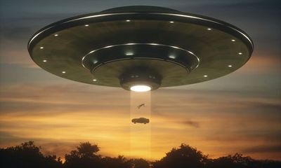UFO thực chất là cỗ máy thời gian du hành từ tương lai?