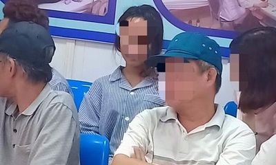 Nữ sinh lớp 11 ở Quảng Ninh hoảng loạn kể lại giây phút bị đánh hội đồng