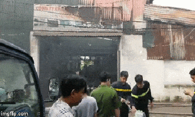 Video: Hiện trường vụ cháy lớn khiến ít nhất 8 người chết và mất tích ở Trung Văn