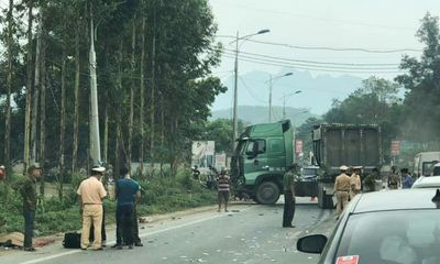 Xe đầu kéo va chạm kinh hoàng với xe khách ở Lạng Sơn, 5 người thương vong