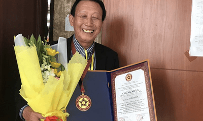NSƯT Thế Hiển bất ngờ nhận kỉ lục Guinness Việt Nam
