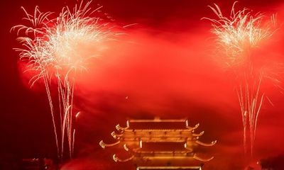 Mãn nhãn ngắm nhìn dàn pháo hoa tại Đại lễ Phật đản Vesak 2019