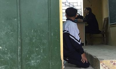 Video: Lời trần tình xót xa của cô giáo phạt học sinh quỳ gối ở Hà Nội
