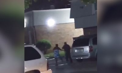 Cảnh sát Mỹ bắn tử vong một phụ nữ, bất chấp tiếng hét ‘Tôi có thai’