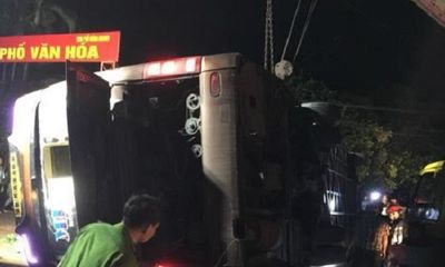 Hiện trường kinh hoàng vụ lật xe khách trong đêm khiến 19 người thương vong tại Đồng Nai
