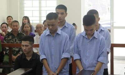 Hà Nội: Anh bị tử hình, em lãnh 14 năm tù vì vô cớ đánh chết người