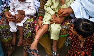 Sốc: Thành phố ở Pakistan khi có tới gần 700 người nhiễm HIV trong 2 tháng