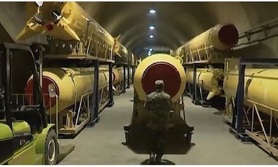 Iran công bố hầm sản xuất tên lửa dưới lòng đất giữa lúc căng thẳng với Mỹ leo thang