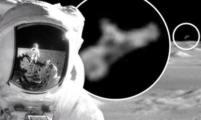 NASA phát hiện UFO trong chuyến đổ bộ Mặt trăng của tàu Apollo 12?