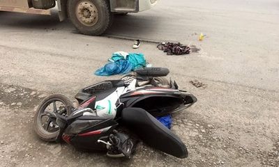 Hà Nội: Nam sinh bị xe bồn tông gãy chân trên đường đi thi về