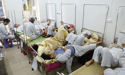 Thời tiết nắng nóng, số người nhập viện do sốt xuất huyết ở Hà Nội gia tăng