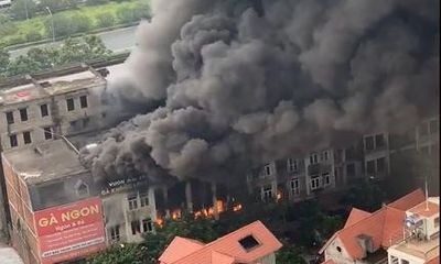 Cháy lớn tại Thiên đường Bảo Sơn: Nhiều biệt thự bị thiêu rụi, cột khói cao cả trăm mét