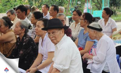 Bệnh viện An Việt khám tri ân đối tượng chính sách huyện Gia Lâm - Hà Nội 
