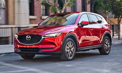 Ô tô Mazda giảm giá tới 70 triệu đồng/chiếc