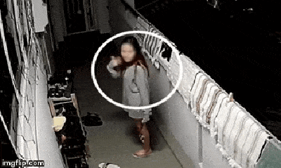 Video: Nữ đạo chích trộm giày ở phòng trọ “muối mặt” khi phát hiện camera chĩa thẳng mặt
