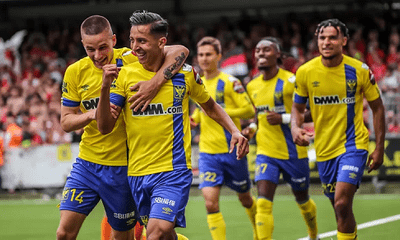 Công Phượng không ra sân, Sint-Truidense bất ngờ thắng 2-1 trước Standard Liege