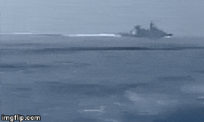 Video: Tàu Iran nghi rượt đuổi chiến hạm Anh trên eo biển Hormuz