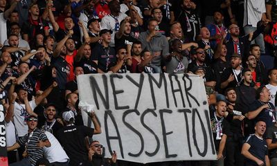 PSG đại thắng, Neymar lại bị tẩy chay vì thái độ kém