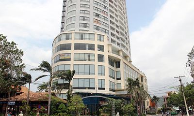 Truy tố chủ khách sạn 4 sao ở Nha Trang nuôi 26 tiếp viên để bán dâm cho khách