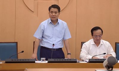 Chủ tịch Hà Nội: Người dân đeo khẩu trang, cán bộ đeo mặt nạ phòng độc là phản cảm