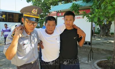  Cứu sống 41 ngư dân Quảng Nam gặp nạn trên biển