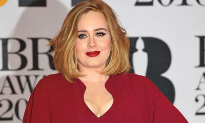 Ca sĩ Adele chính thức nộp đơn ly hôn chồng doanh nhân
