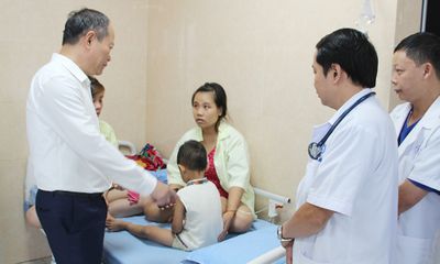 Phú Thọ: 80 trẻ mầm non nhập viện nghi do ngộ độc thực phẩm