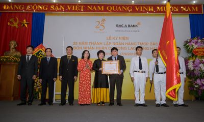 BAC A BANK kỉ niệm 25 năm thành lập và đón nhận Huân chương Lao động hạng Ba