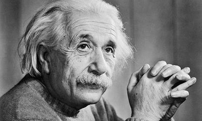 Điều ít biết về thiên tài Albert Einstein: Mắc chứng chậm nói, có con ngoài giá thú