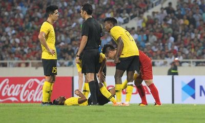 Hành động đẹp của Quang Hải khiến cầu thủ Malaysia 