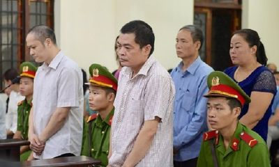 Sáng nay (14/10), loạt cựu quan chức Hà Giang tái hầu tòa vụ sửa điểm thi THPT Quốc gia