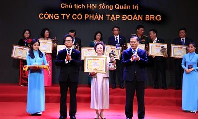 Madame Nguyễn Thị Nga, Chủ tịch tập đoàn BRG được vinh danh danh hiệu “Doanh nhân Việt Nam tiêu biểu” – Cúp Thánh Gióng 2019 
