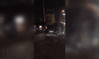 Video: Hiện trường kinh hoàng vụ va chạm liên hoàn giữa 3 ô tô trên cầu Vĩnh Tuy lúc nửa đêm