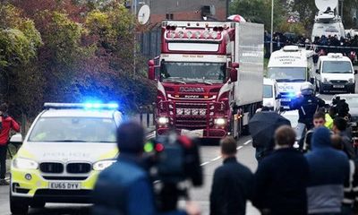 Vụ 39 thi thể trong container ở Anh: Bắt giữ thêm 2 nghi phạm