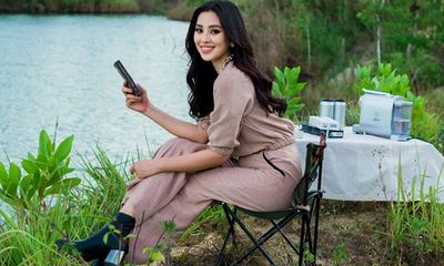 Hoa hậu Tiểu Vy khoe vẻ đẹp tuổi 19 trên cao nguyên M’drak