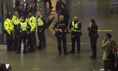 Hà Lan: Sân bay náo loạn vì báo động không tặc