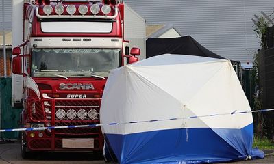 Vụ 39 người chết trong container ở Anh: Đã thông báo riêng tới gia đình các nạn nhân