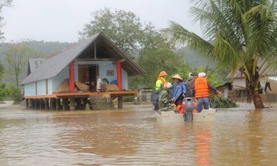 Đắk Lắk: Hàng trăm nhà dân chìm trong biển nước do mưa bão